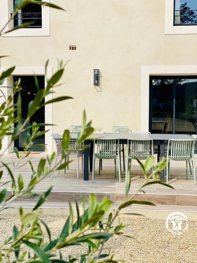 Domaine De Merins, 10 Couchages Avec Piscine, Face A La Riviere, A 4Km De La Plage Fleury  Dış mekan fotoğraf